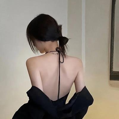 轻拍翻转小魔女